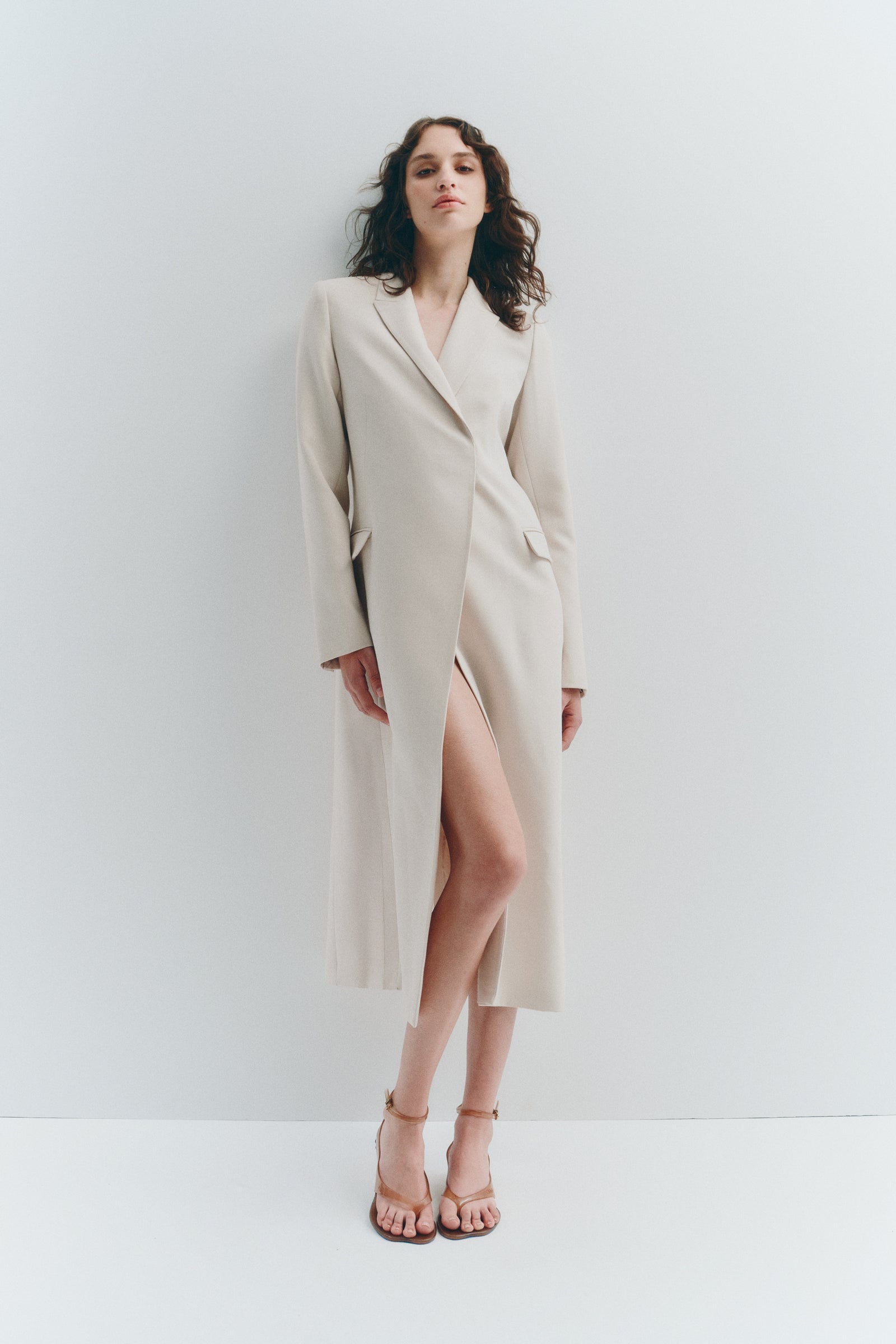 Jules Longline Blazer Buff 