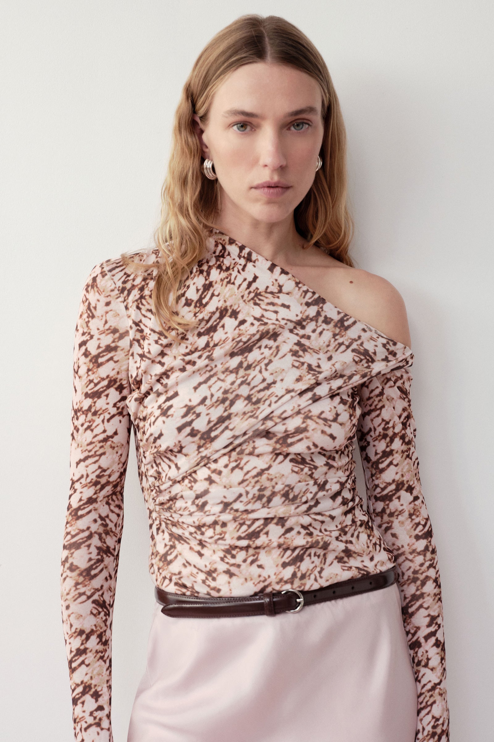 Liora Ls Mesh Top Liora 
