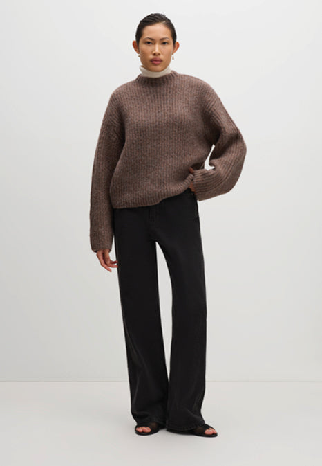 SHOP KNITS