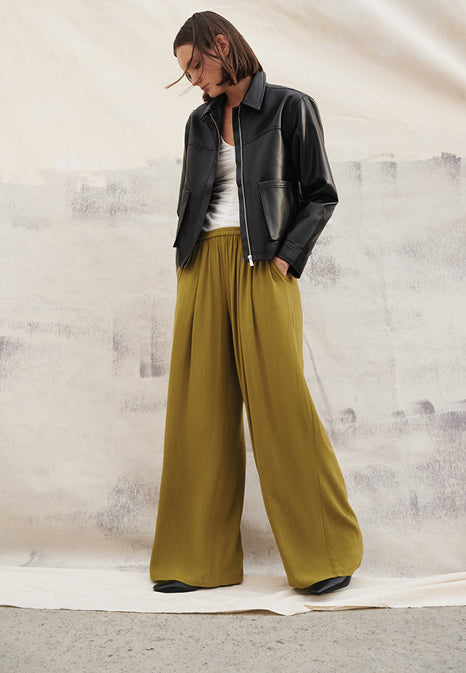 SHOP PANTS