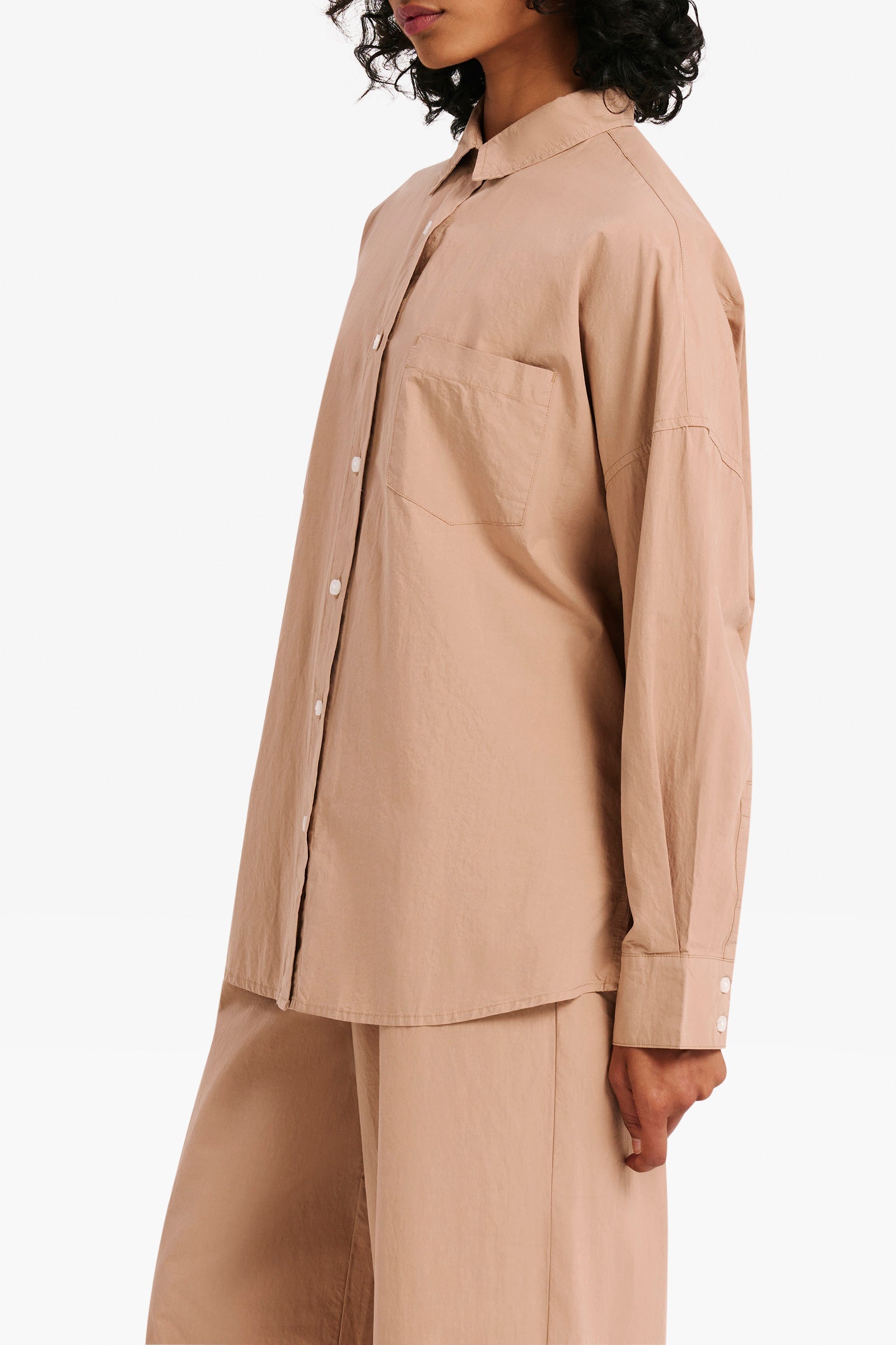 Nude Lucy Cruz Poplin Shirt In A Brown Sesame Colour 