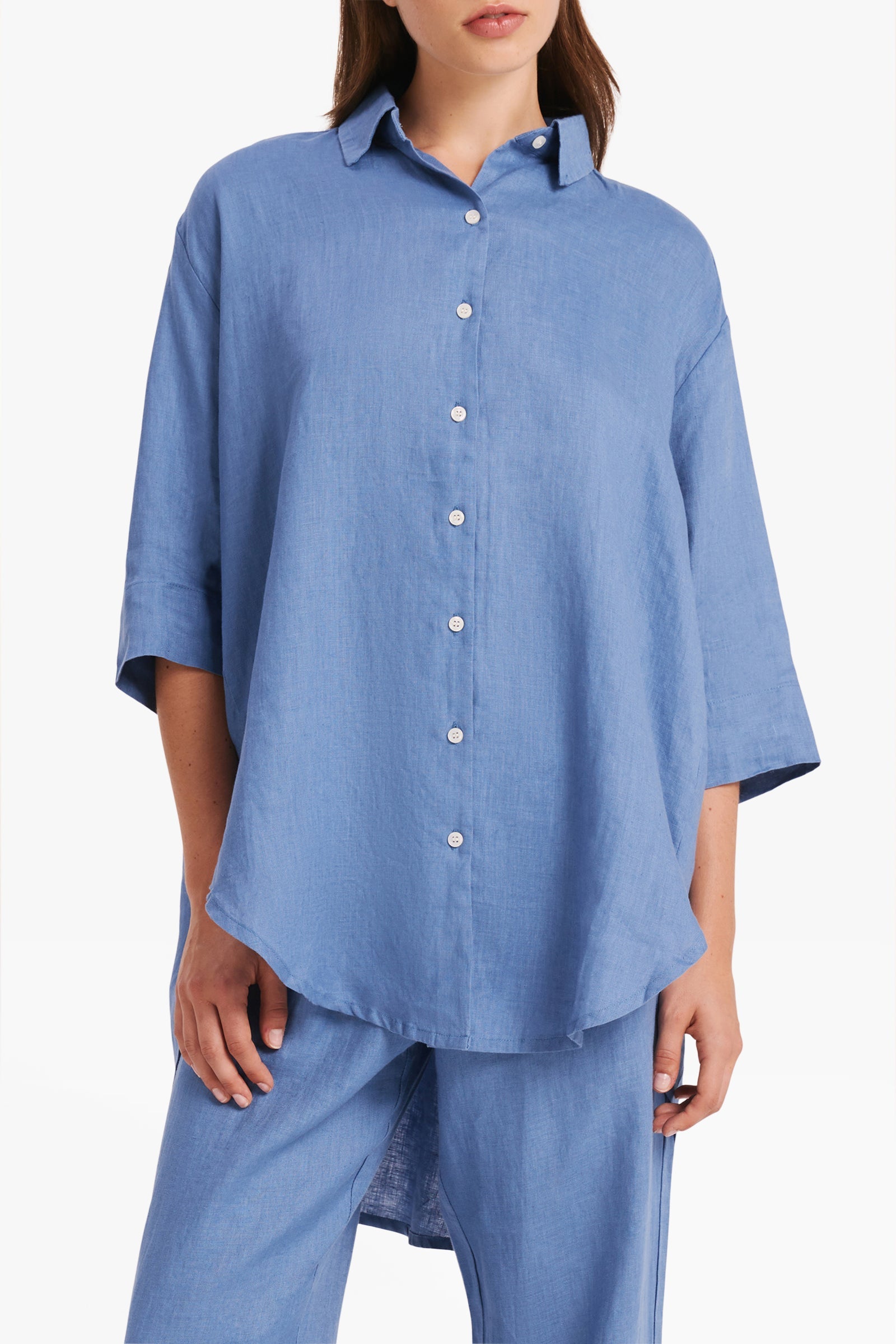 Nude Lucy Lounge Linen Longline Shirt In Storm 