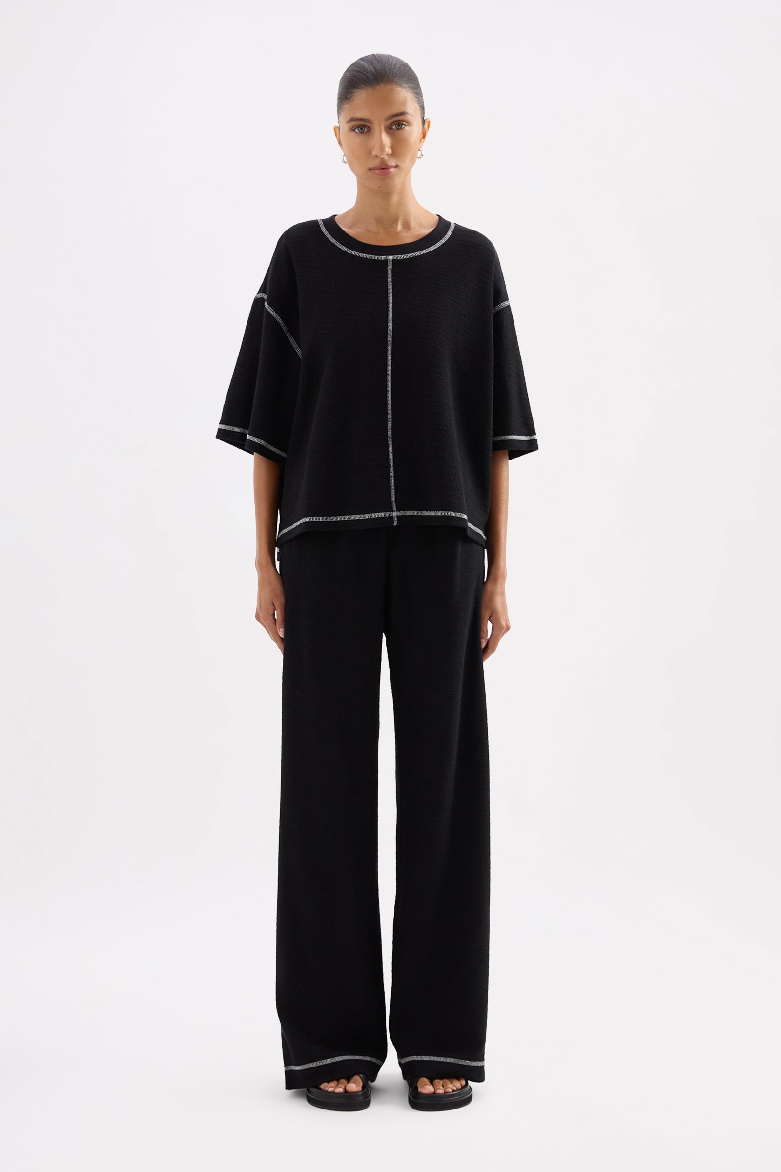 Sutton Tee Black 