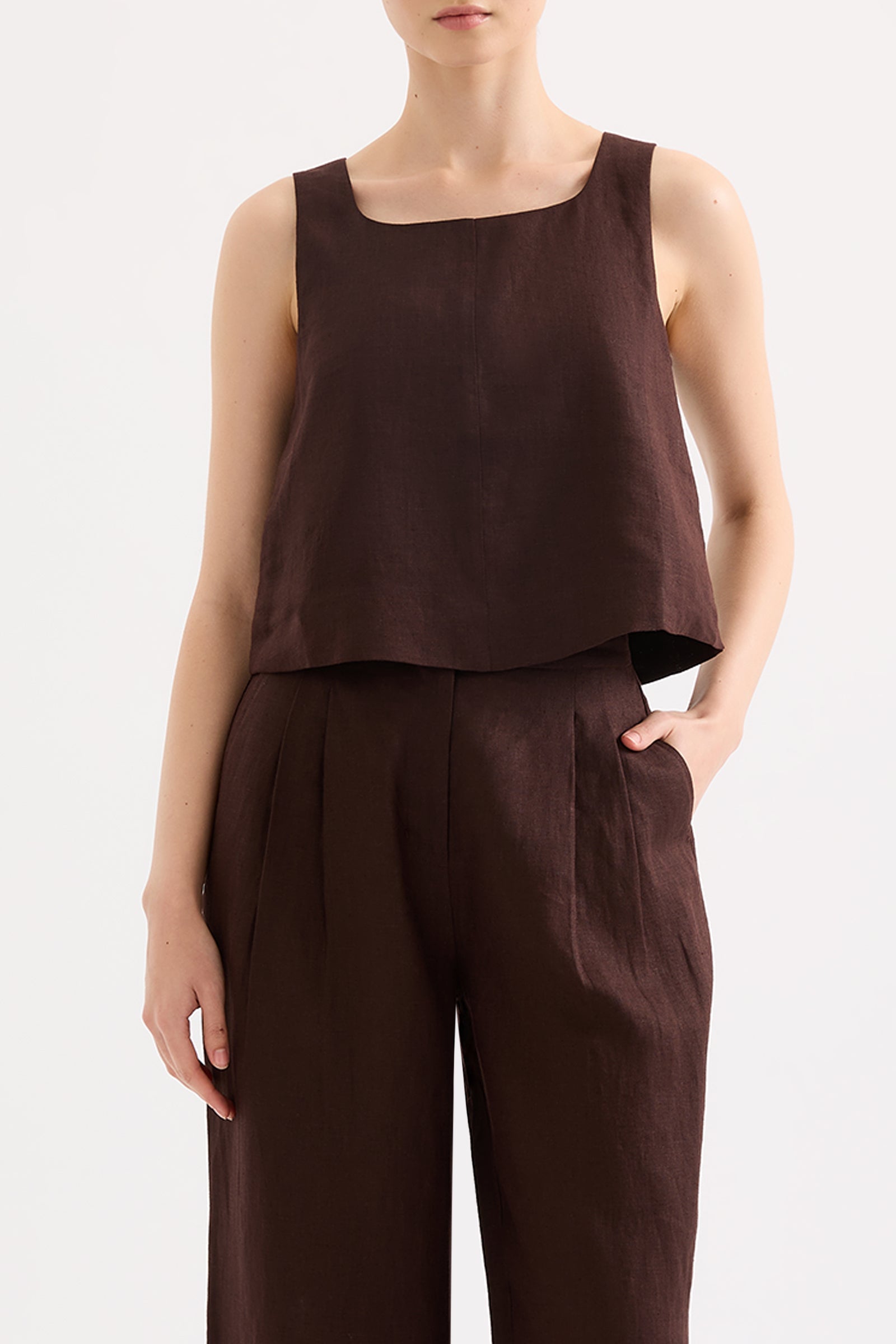 Thilda Linen Top Raisin 