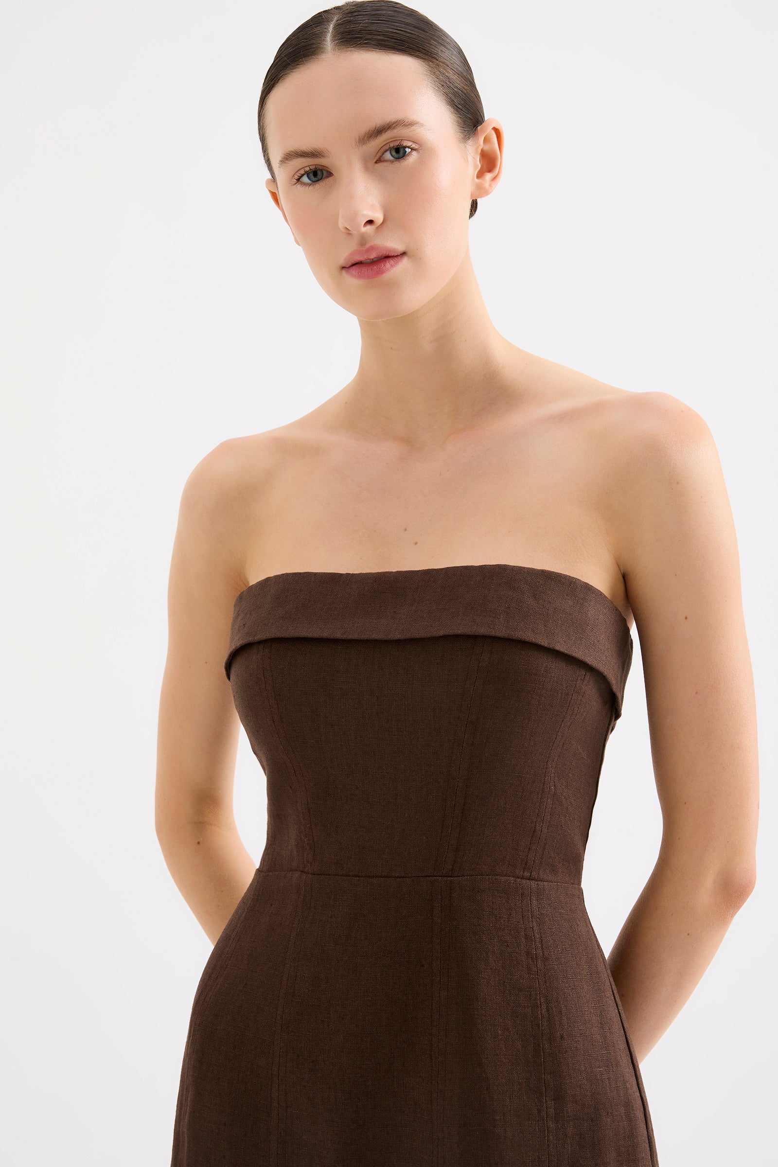 Lyra Linen Dress Chocolate 