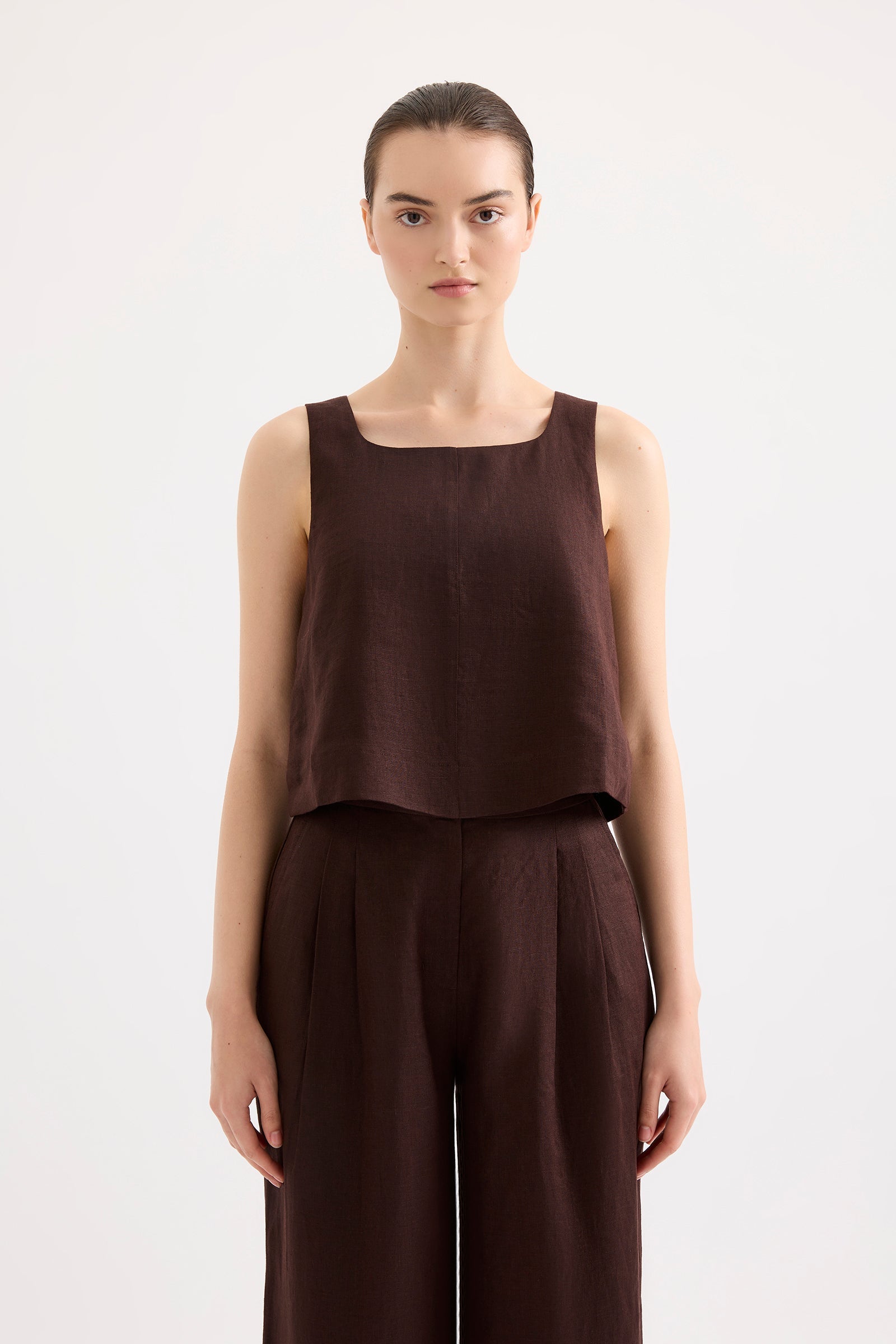 Thilda Linen Top Raisin 