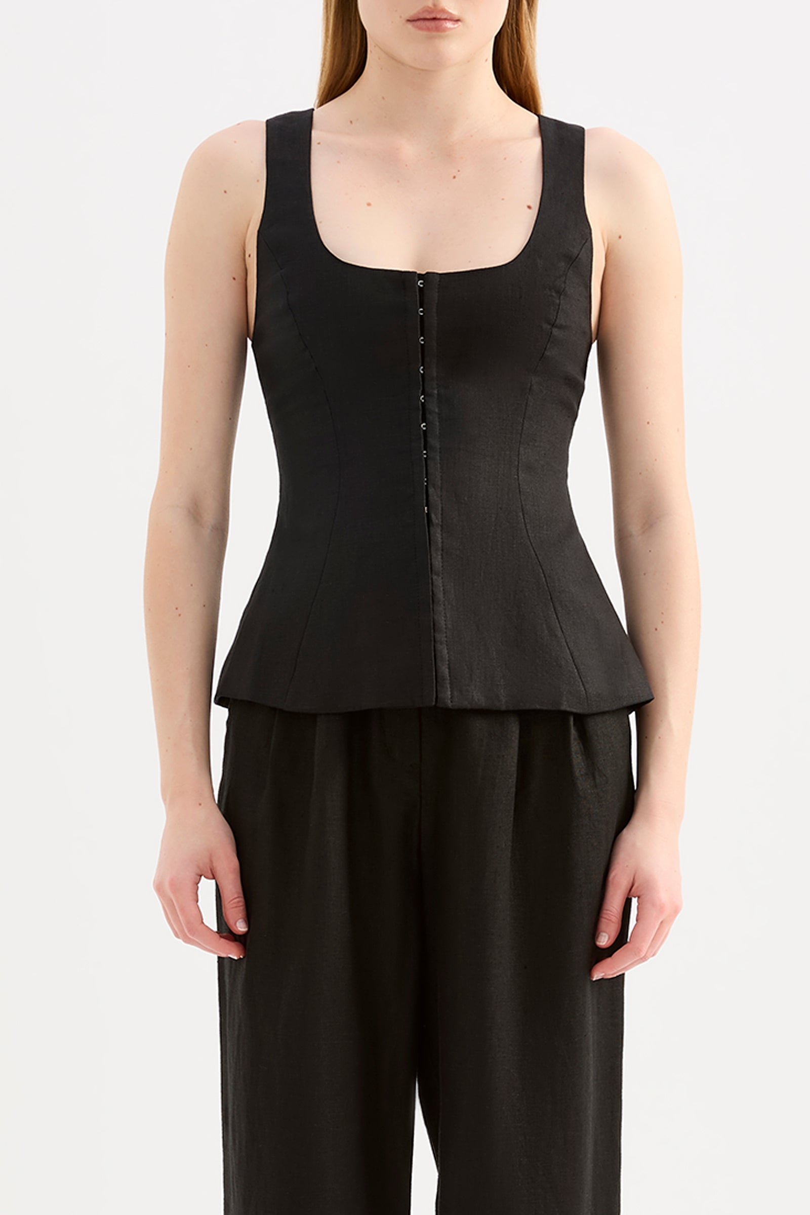 Quinn Linen Vest Black 