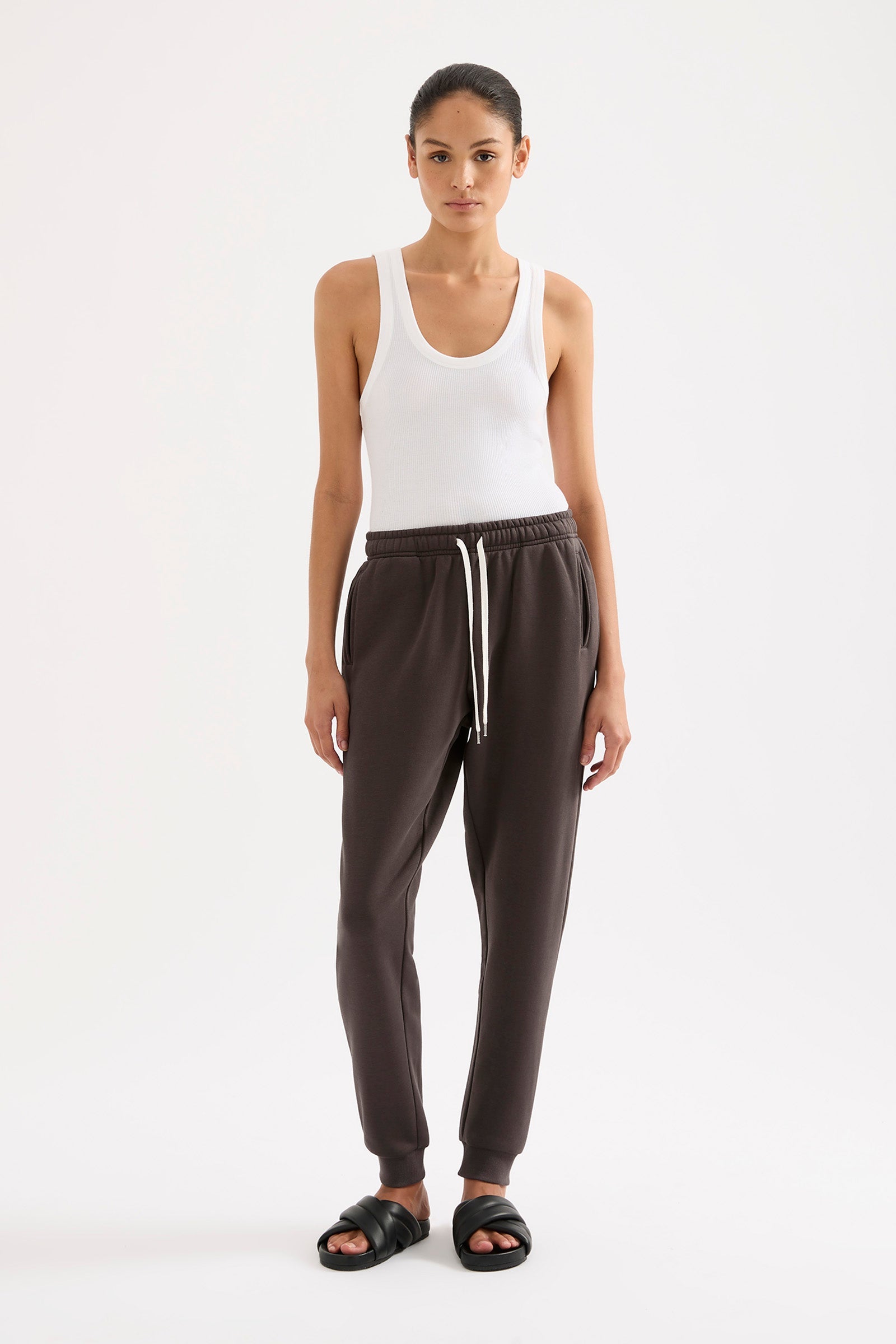 Carter Classic Trackpant Coal 