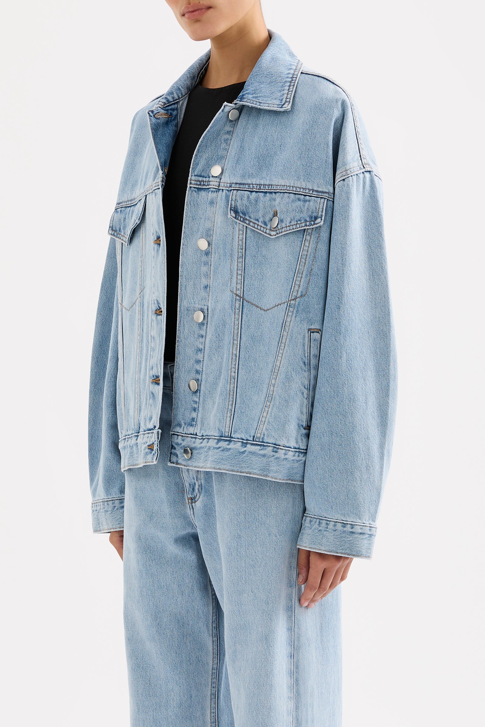Sia Denim Jacket 90s Blue Wash 