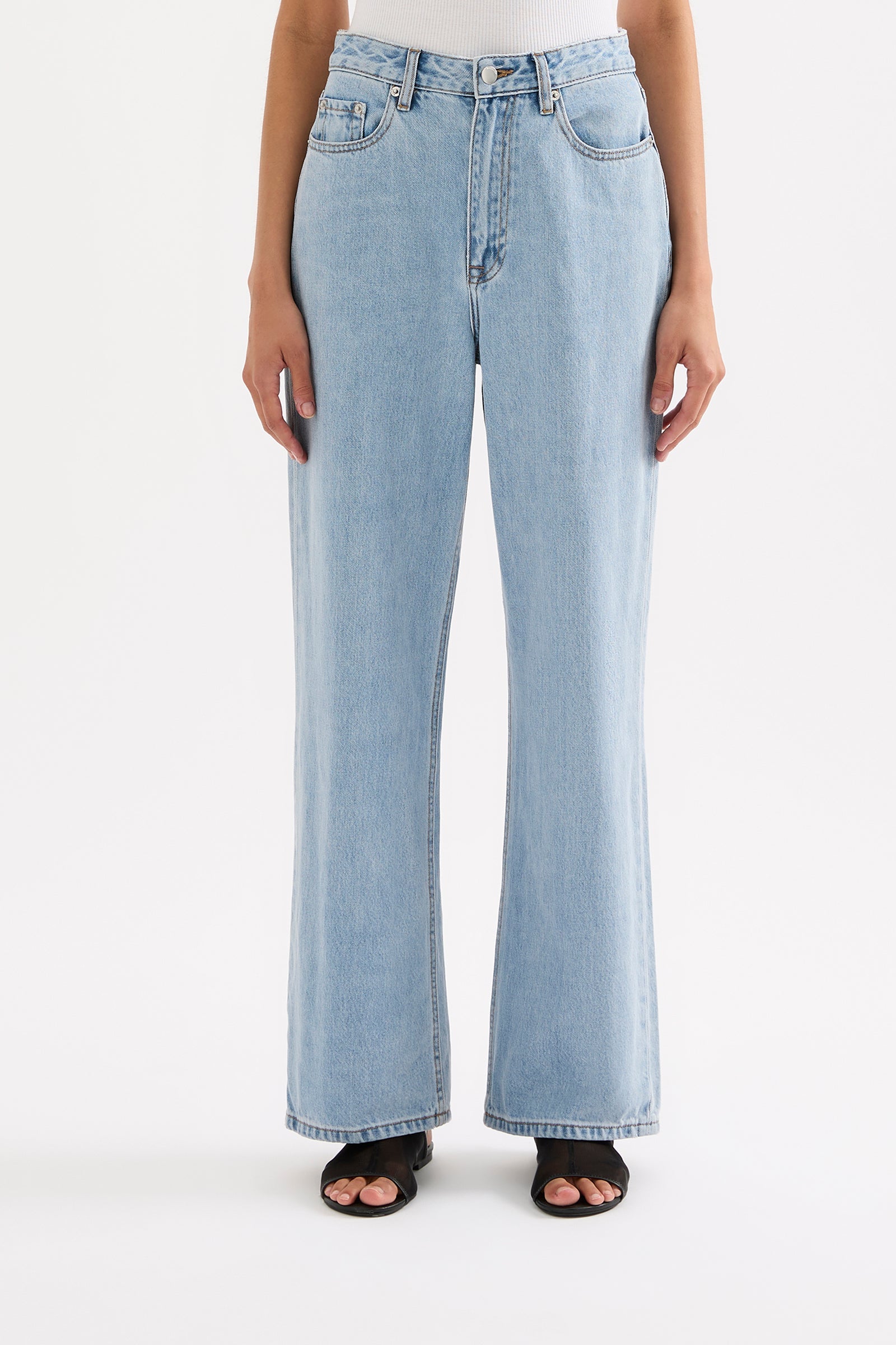 Organic Relaxed Leg Jean 90s Blue Wash 