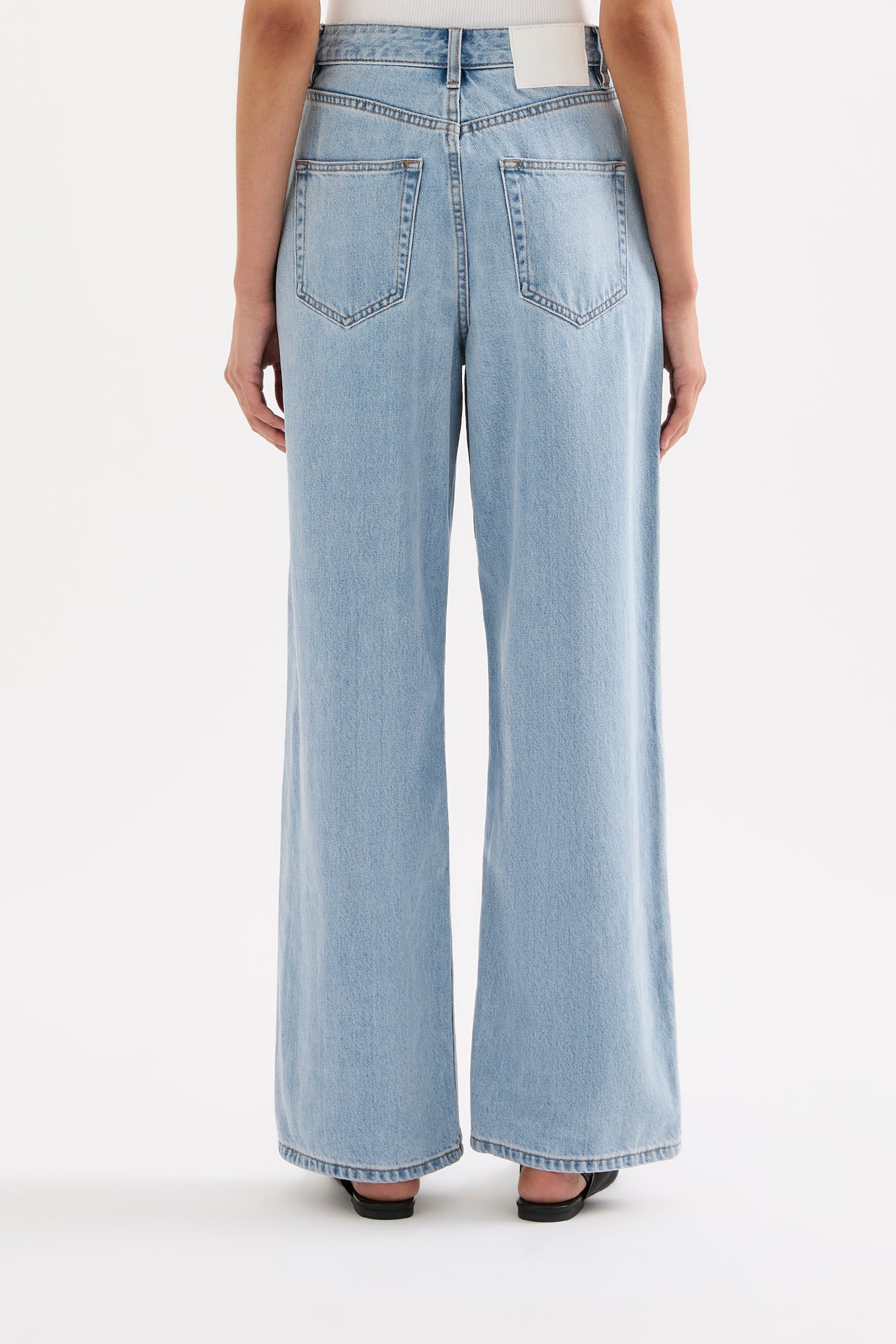 Organic Relaxed Leg Jean 90s Blue Wash 