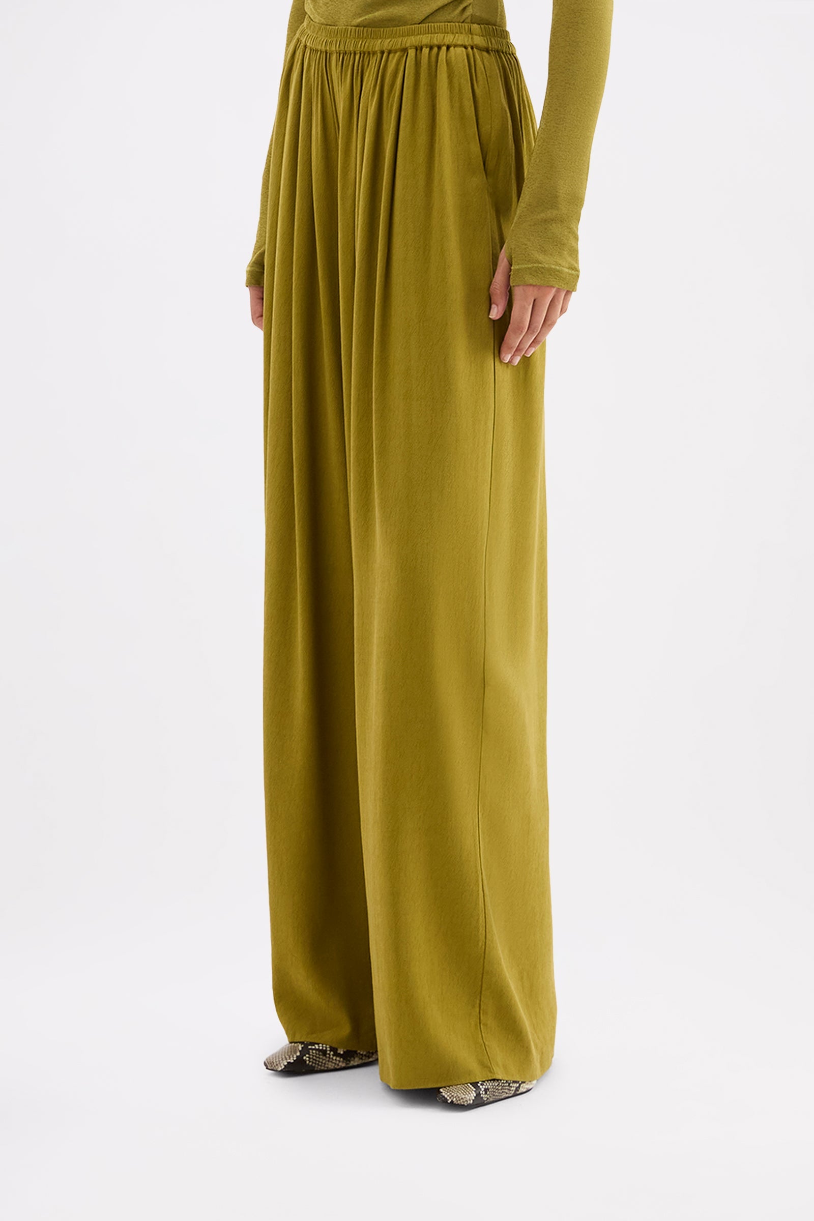 Anthea Pant Avocado 