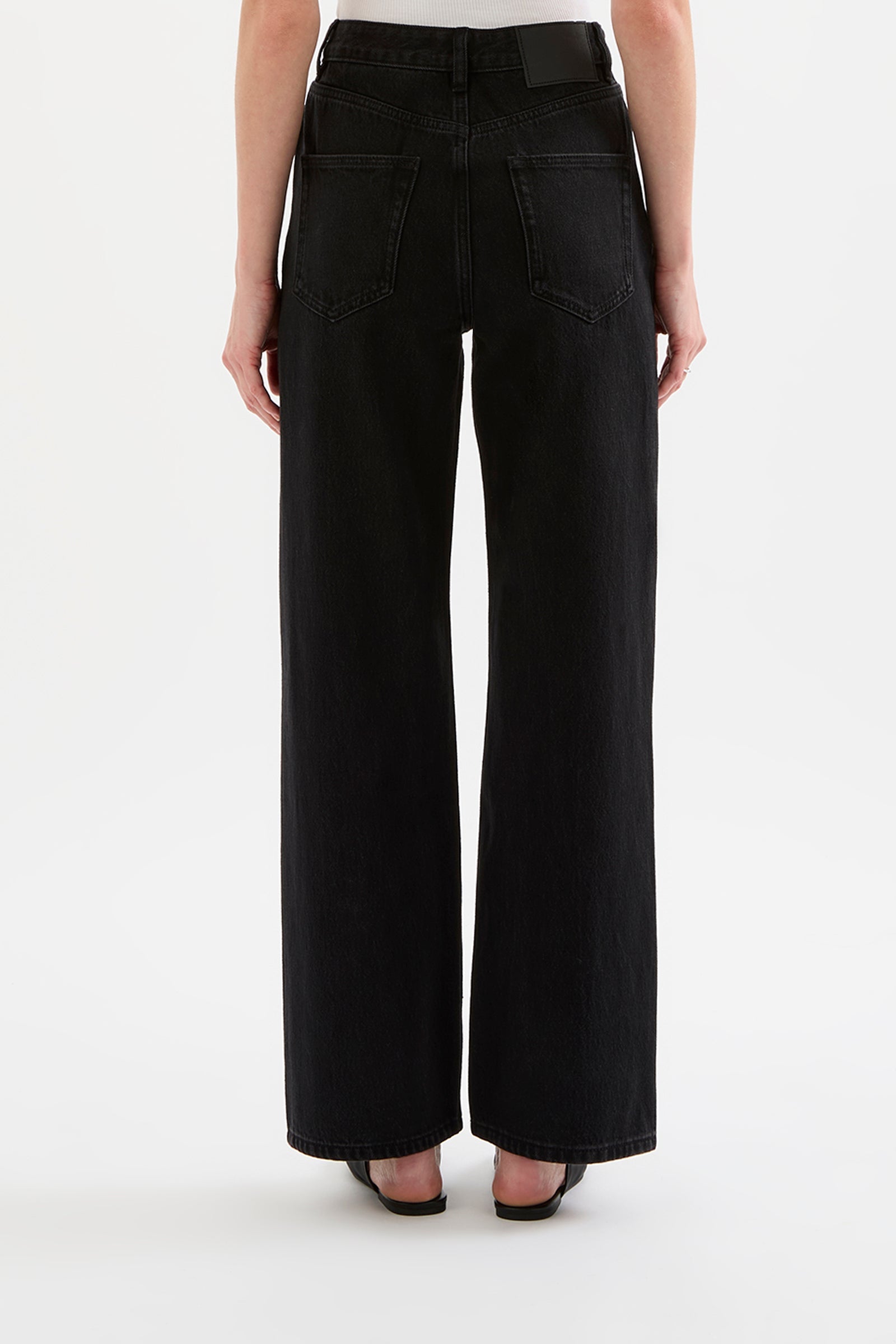 Organic Relaxed Leg Jean Vintage Black 