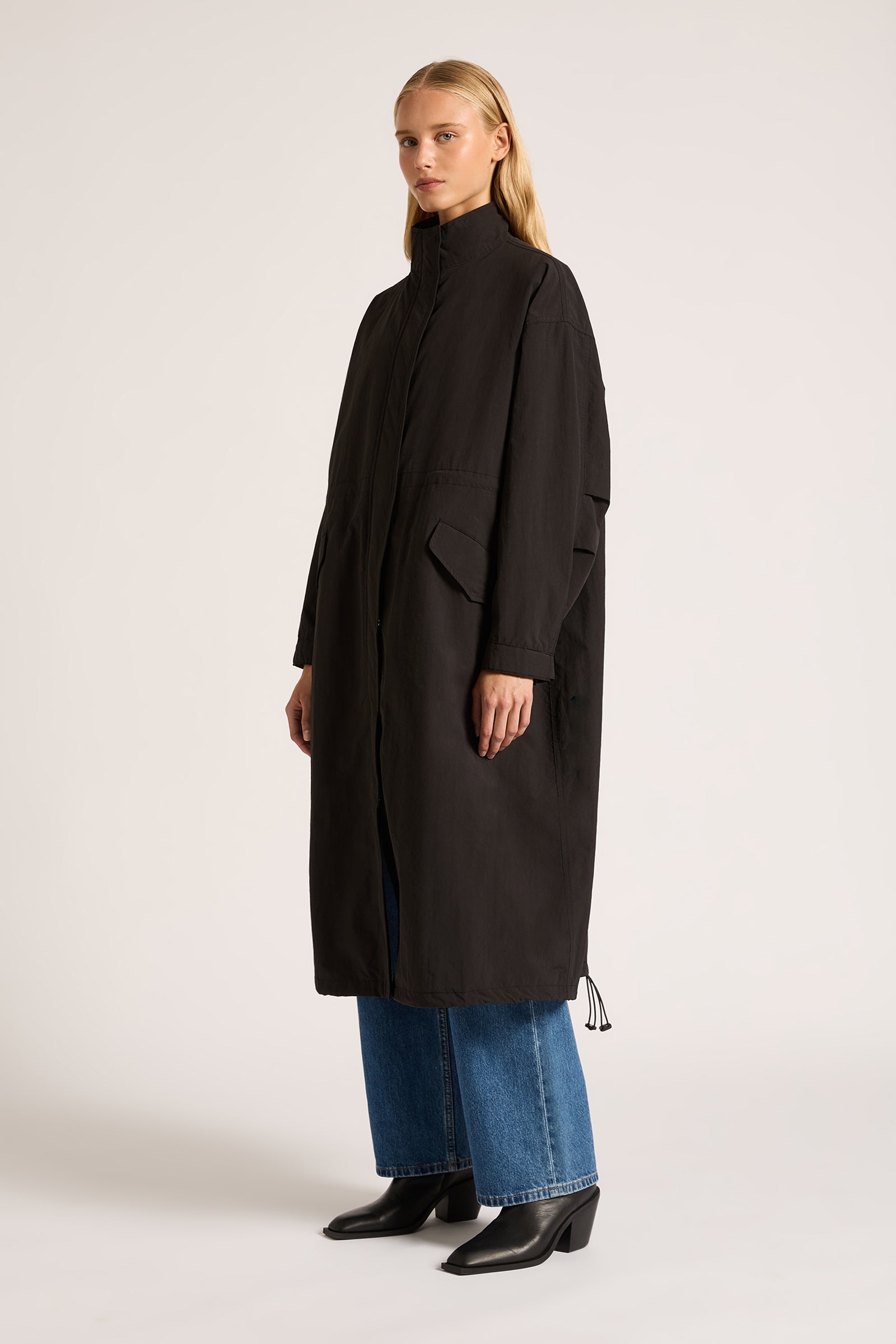 Logan Anorak Black 