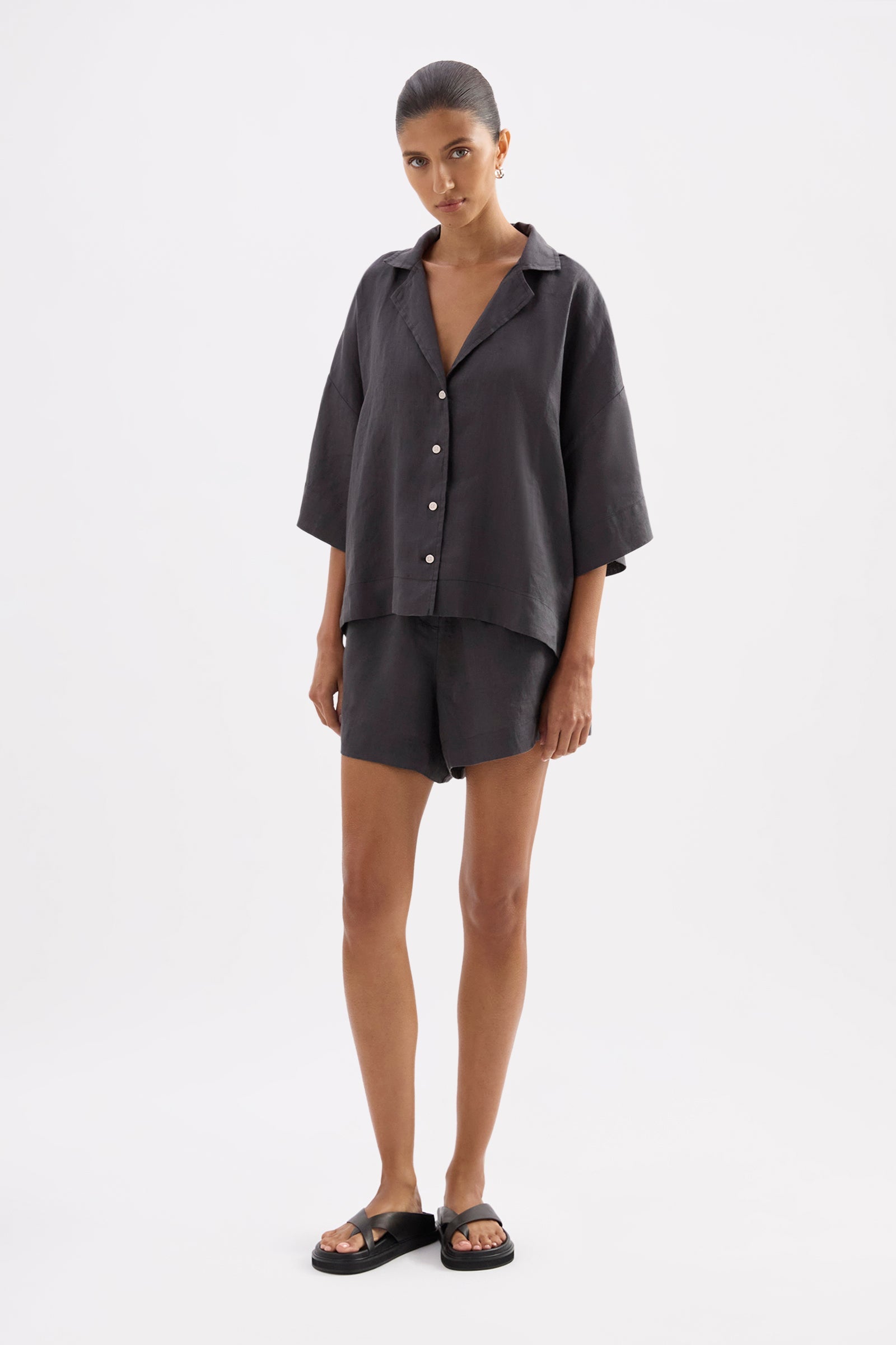 Lounge Linen Short Coal 