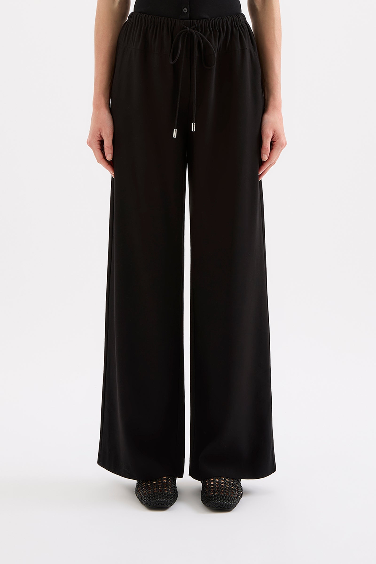 Ila Pant Black 